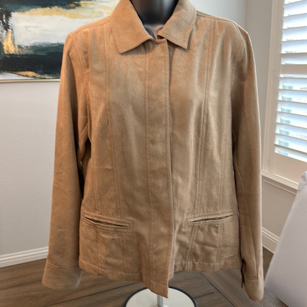 Chico’s snap button jacket, long sleeve Tan